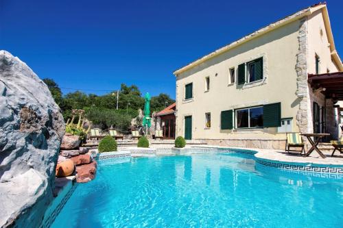 The Hidden Treasure Village - Villa Olka