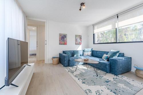 Apartment Don Carlos Sea View - Adults only !