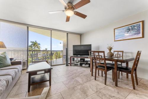 Billede fra billedgalleriet på Perch - Maui Sunset A513 i Kihei