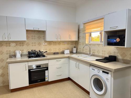 Gallery image of Ann luxurious Apartments 5 in Accra
