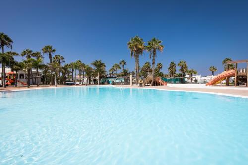 Home2Book Modern Stay at Oasis Duna, Corralejo