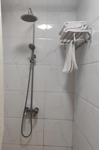 Un baño de Anova 2 Hotel