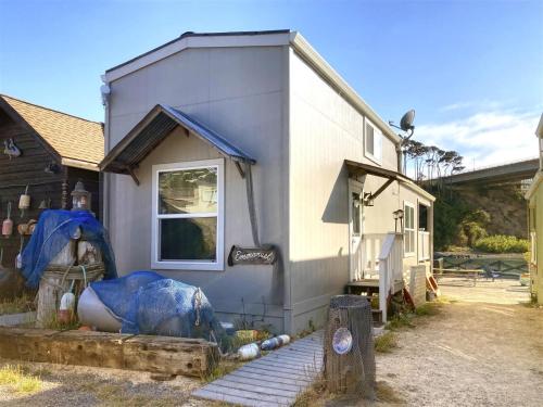 El edificio en el que está la casa vacacional