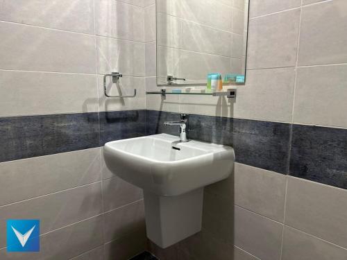 Galeriebild der Unterkunft 3BR Modern Seashore Private Villa with swimming Pool in Fudschaira