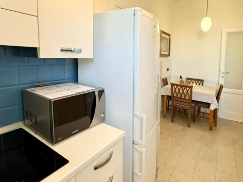 Piramide Cestia Apartment