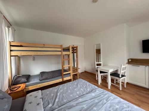 Postel nebo postele na pokoji v ubytování Ferienhaus Vera