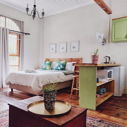 Køkken eller tekøkken på The Writer's House Cottages