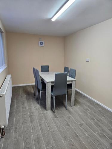 Φωτογραφία από το άλμπουμ του Clover Crest - 2-Bedroom House σε Bourton on the Water