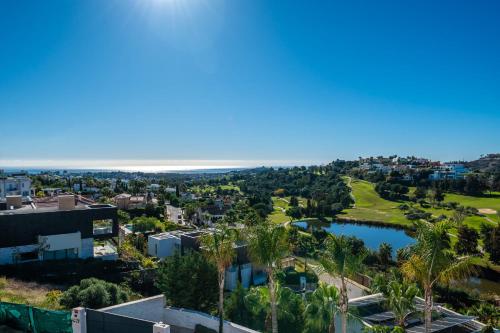 All About Villa Estrella de Oro