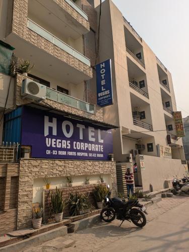 Bangunan di mana terletaknya hotel
