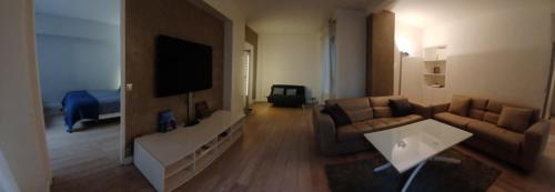 Photo de la galerie de l'établissement Beautiful T3 with balcony - near Parc Monceau, à Paris