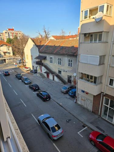 APARTMAN LAVANDA ZAGREB 57 Square Meters 2 Bedrooms Free Parking Self Check-in