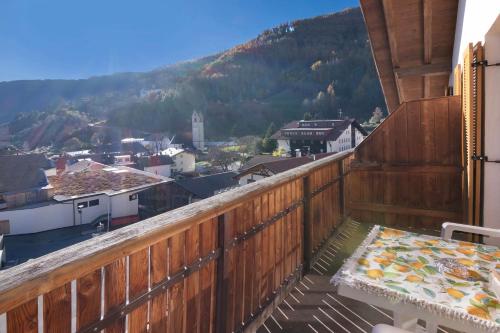 a balcony with a view of a mountain at Haus Peer Burgeis in Burgusio