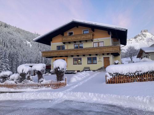 Φωτογραφία από το άλμπουμ του Haus Sonnwinkl σε Filzmoos