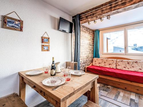 Studio Plein Soleil - Val Claret-9 by Interhome