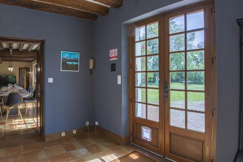 Fotografie z fotogalerie ubytování Le Domaine de Baracas 4 étoiles - Le Grand et le Petit Gîte - piscine-SPA-billard-baby-foot-cheminée - 18 personnes v destinaci Huisseau-sur-Mauves