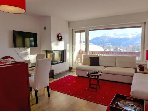Apartment Les Arolles B12 by Interhome