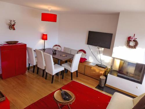 Apartment Les Arolles B12 by Interhome