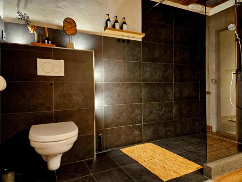 Koupelna v ubytování Ferienhaus Lasterbühl