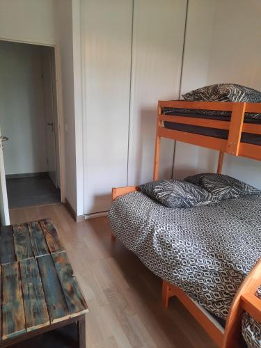 Appartement 67 m2 avec 100 m2 jardin privatif RESERVABLE UNIQUEMENT PAR PERIODE DE 7 JOURS MINIMUM DU SAMEDI AU SAMEDI