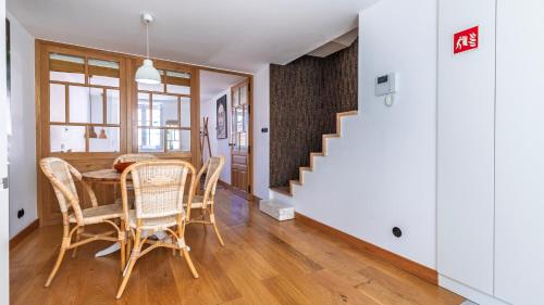 1BDR Apartment with Terrace and View by LovelyStay