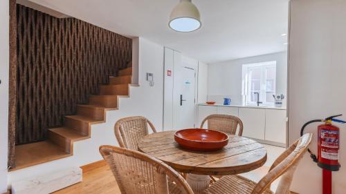 1BDR Apartment with Terrace and View by LovelyStay