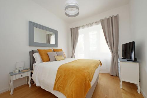 Graceful Apartment near St Peter METRO 100 mt