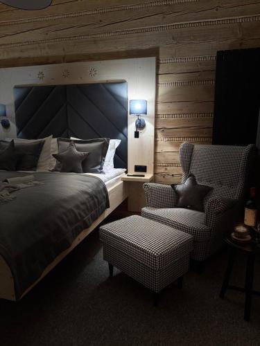 Katil atau katil-katil dalam bilik di Domek & Apartament Góralski z Jacuzzi Kościelisko