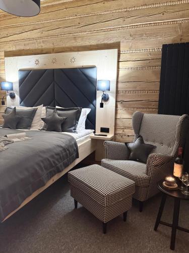 Katil atau katil-katil dalam bilik di Domek & Apartament Góralski z Jacuzzi Kościelisko
