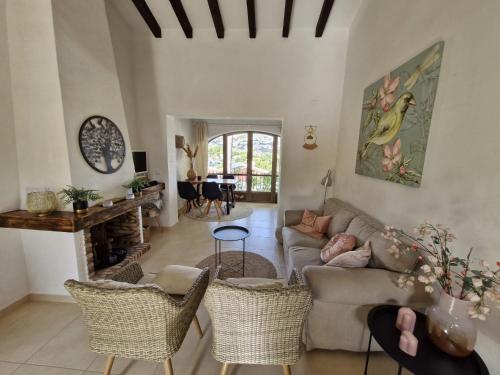 Casa Moraira by Theka Services