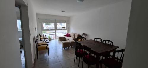 Χώρος καθιστικού στο Departamento 3 Amb Zona Guemes