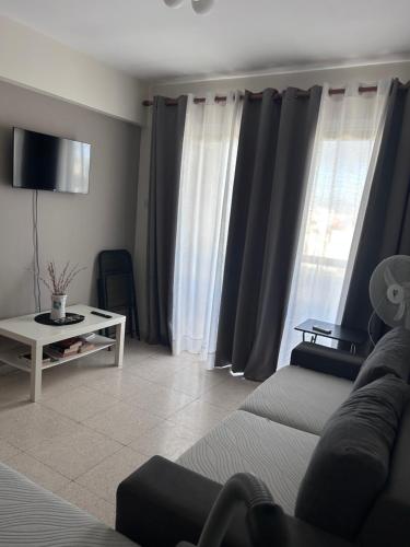 Ptolemaidos cosy Family apartment