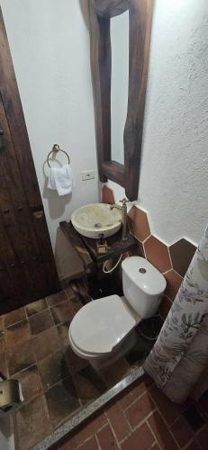 Ένα μπάνιο στο Hotel Bugambilia, Pueblito Boyacense