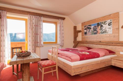 Postel nebo postele na pokoji v ubytování Höhenstein