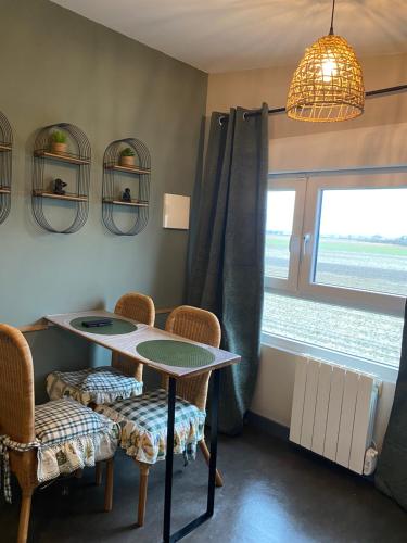 Fotografia z galérie ubytovania La suite cosy de Julie , 2 pièces parking privé Résidence Cosyade v destinácii Bourbourg