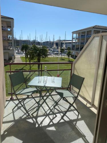 T2 appartement vue sur port