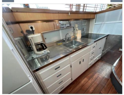 Photo de la galerie de l'établissement Entire boat Centre Port du Cap Agde, au Cap d'Agde