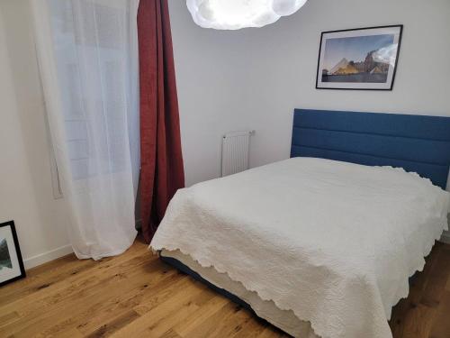 Chambre cosy près de Paris dans un appartement partagé