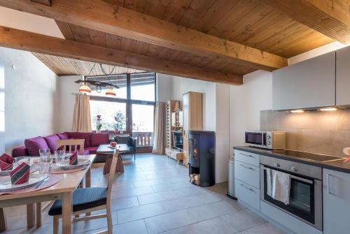 Haus Sonas - Apt with Bedroom & Loft sleeping area