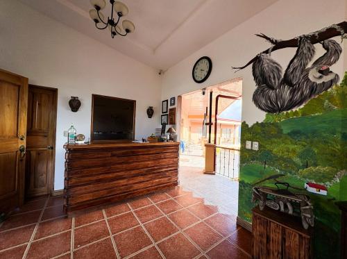 TV a/nebo společenská místnost v ubytování Hotel Orocay Lodge