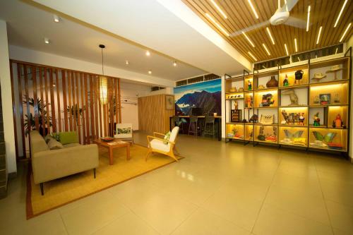 Χώρος καθιστικού στο Tucan Suites Tarapoto - Hotel Asociado Casa Andina