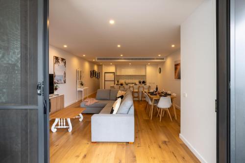 Η κουζίνα ή μικρή κουζίνα στο 72-74 Newcombe st