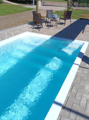 Kolam renang di atau dekat dengan Pousada CHÂTEAU LUMIÈRE