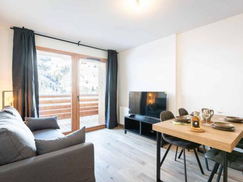 Neuf T2 avec balcon, parking et casier à skis, idéal pour 4 personnes - FR-1-291-1021