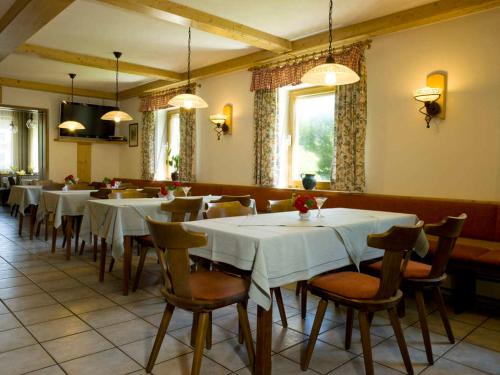 Restaurace v ubytování Landgasthof Lusenblick