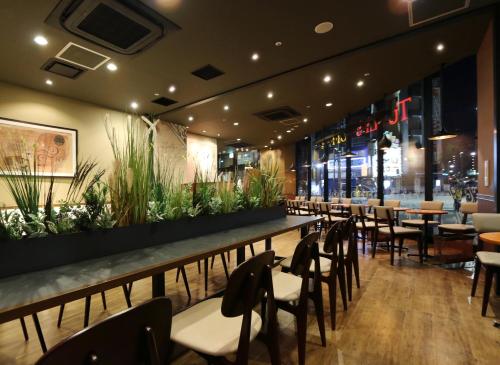 Restaurace v ubytování E Hotel Higashi Shinjuku