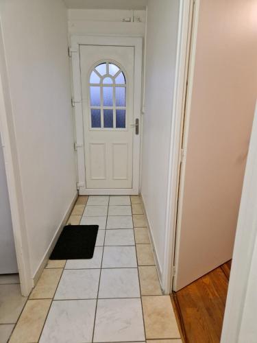 Gallery image of Bien E Proche Lyon St Exupery St Quentin Fallavier Village de marques in Diémoz