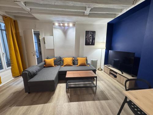 Flat in the center of Paris
