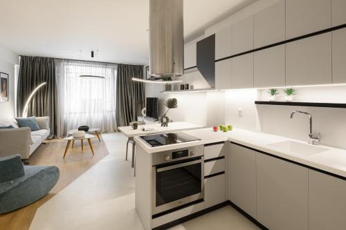 Innovative 2-BR futuristic flat in Ladadika