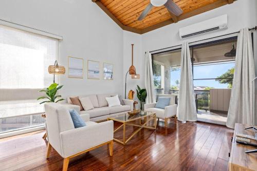 Posezení v ubytování Kailua Bay Resort#4-306